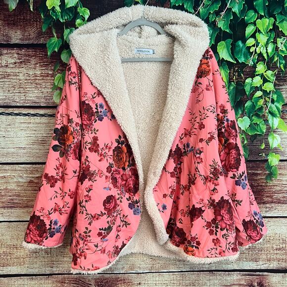 Urban Outfitters Jackets & Blazers - Urban Outfitters Inspired Beatriz Fuzzy Reversible Coat Jacket L Floral Fleece